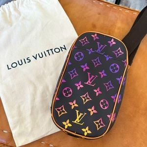 Authentic Louis Vuitton Pochette Gange - Hand Painted in Sunset. RARE find.